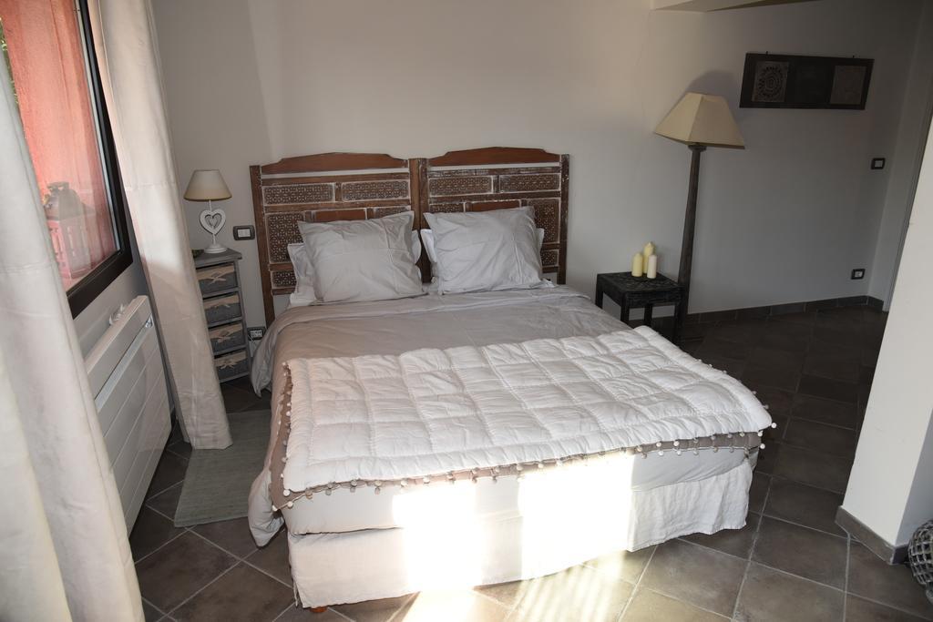 Le Mas De L'Aighetta Bed and Breakfast Èze Exterior foto